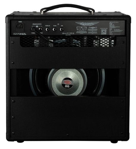 זוית נוספת Ashdown SX-5C all-tube guitar amp