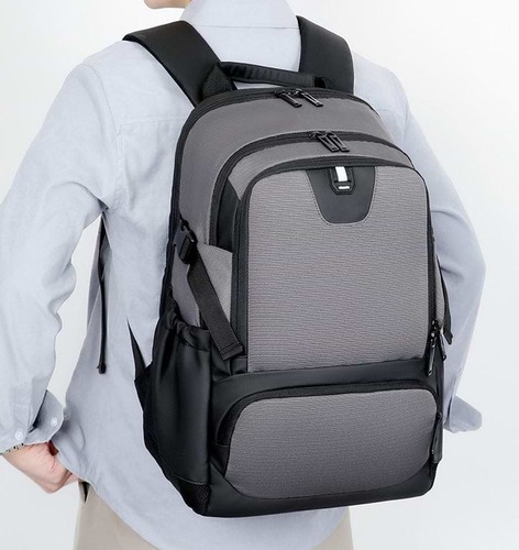  The Tech-Transporter Laptop Pack 