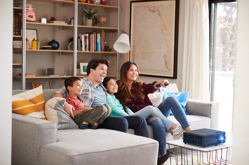 מקרן Optoma UHZ55+wifi