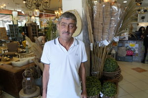 אנחנו יבואנים בלעדיים של מאות מוצרים