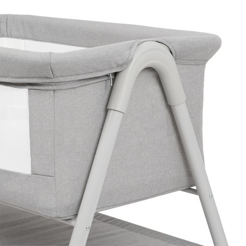 עריסה נצמדת למיטת הורים דאלאס עם מזרן, כילה, משטח אחסון ואפשרות חיבור לגלגלים - אפור