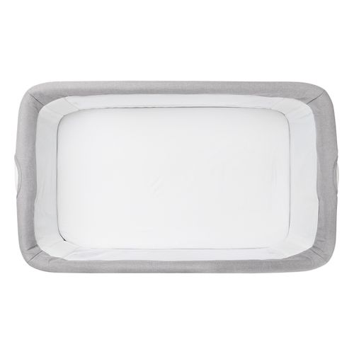 עריסת תינוק דאלאס עם מזרן, כילה, משטח אחסון ואפשרות חיבור לגלגלים - מרווה/מסגרת דמוי עץ