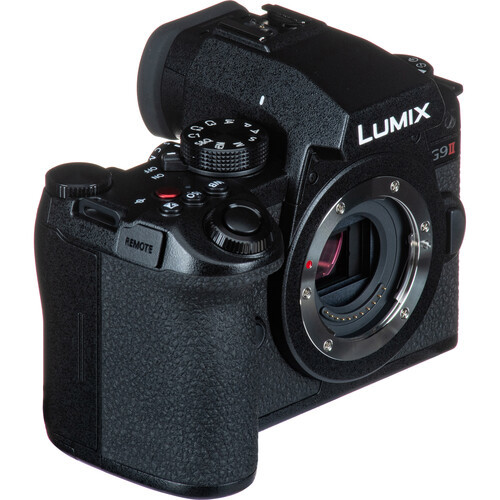 גוף מצלמת מירורלס Panasonic Lumix G9 II