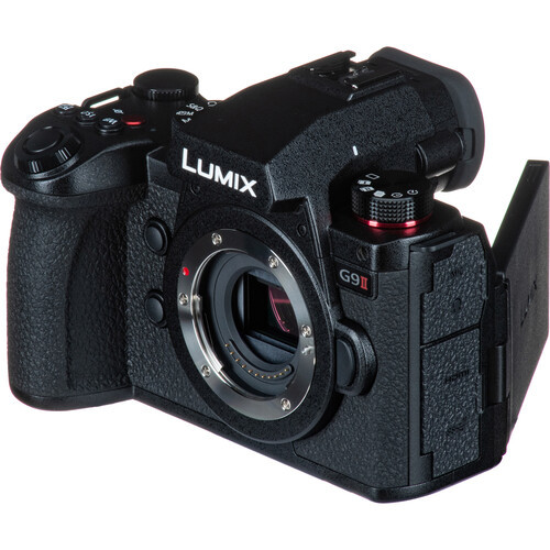 גוף מצלמת מירורלס Panasonic Lumix G9 II