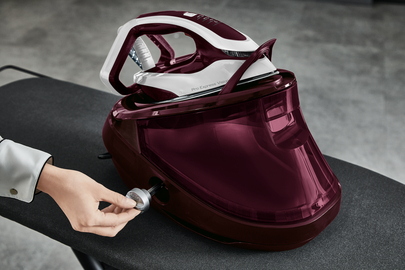 מגהץ קיטור 8.3 באר 3,000 וואט Tefal Pro Express Vision SmartB LED GV9810