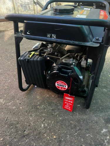 מבט אחורי גנרטור 12v לקוטפת זיתים דגם TG-12V יצרן TARGET