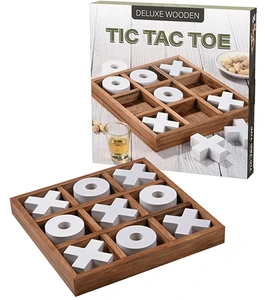 משחק איקס עיגול עם קוביות עץ Tic-Tac-Toe 