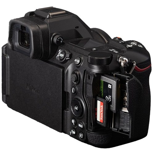 מצלמה חסרת מראה ניקון Nikon Z6III Body