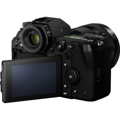 מצלמה חסרת מראה פנסוניק Panasonic Dc-S1r + 24-105 - קיט