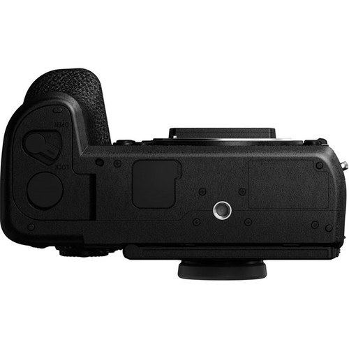 מצלמה חסרת מראה פנסוניק Panasonic Dc-S1r + 24-105 - קיט