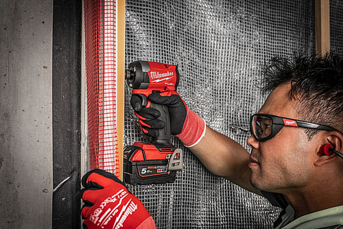 מברגת אימפקט 18V דור 4 Milwaukee M18 FID3 Fuel - גוף בלבד - יבואן רשמי