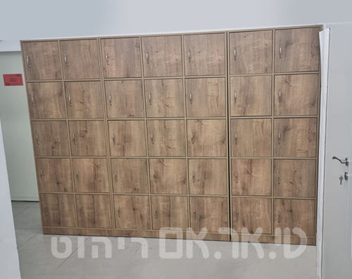 כוורת -דלתות