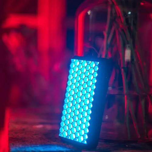 תאורת לד Ulanzi VIJIM VL196 RGB LED לסטרימינג ושידור חי