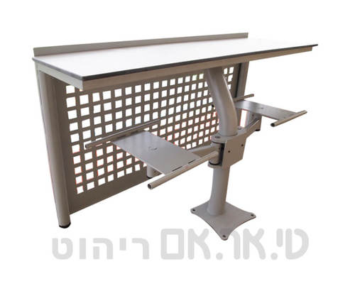 שולחן עיתונאים אצטדיון עכו