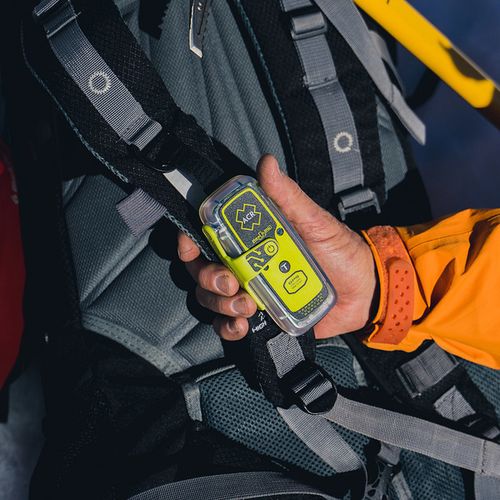 ResQLink 400 PLB <p> משואת הצלה אישית צפה לשייט בודד ACR