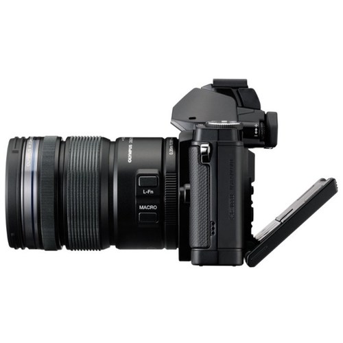 מצלמה חסרת מראה אולימפוס OM-D E-M5 II Kit with ED 14-150mm f/4.0-5.6 II - קיט