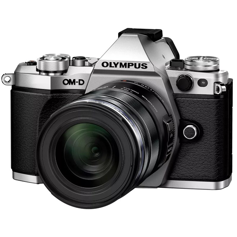 מצלמה חסרת מראה אולימפוס OM-D E-M5 II Kit (Silver) with ED 12-50mm f3.5-6.3 EZ - קיט
