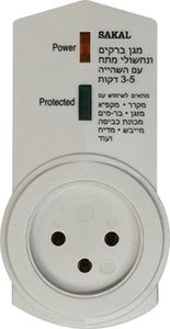 מגן ברקים ונחשולי מתח עם מנגנון השהייה לכל מוצרי החשמל. 