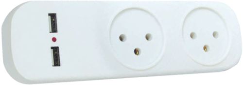 מפצל T2 לחשמל עם שני מטעני USB מובנה.