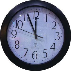 שעון קיר אנלוגי מהודר 12 אינץ  .