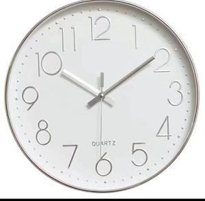 שעון קיר ממתכת 12 אינץ .