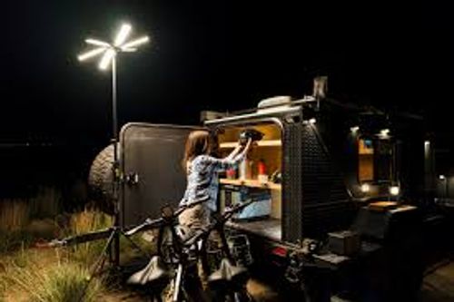 תאורה ניידת נטענת GOALZERO SKYLIGHT 6000Lm
