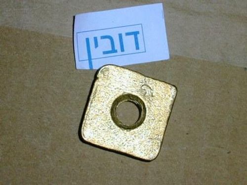 אום מרובע M10 פליז
