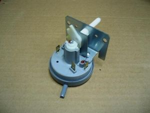 מנוסטט מ.כ ווסטינגאוס 3 מגעים WWL-22