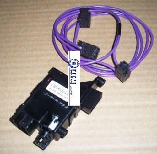 נועל דלת שחור למייבש בוש 3100 WT6100