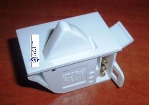 לחצן תאורה מקרר בוש סימנס SBS