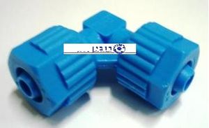מחבר לצנור זוית נעץ 8X8 מ"מ