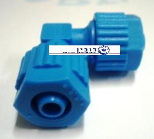 מחבר לצנור זוית נעץ 8X8 מ