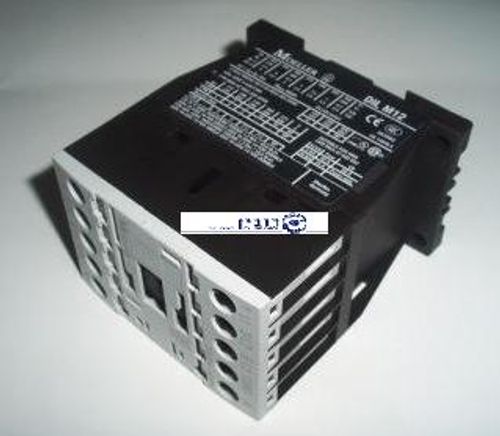 קונטקטור תלת פאזי מולר DILM12-102 30VAC 22A 7.5HP