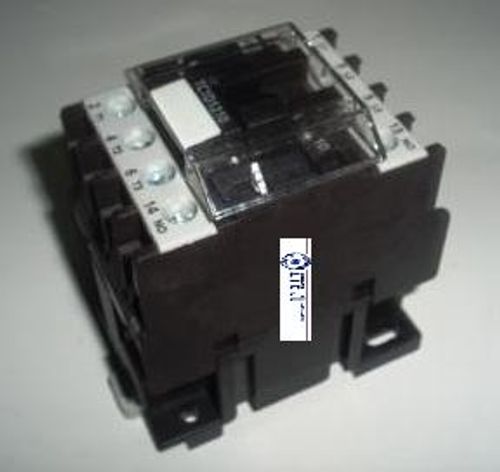 קונטקטור תלת פאזי TC1-D1210 N/O-220V AC 5.5KW'