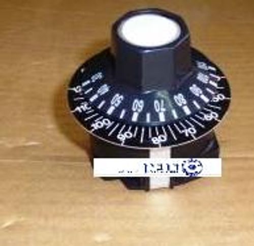 טיימר תנור 60ד 4 מגעים עם כפתור