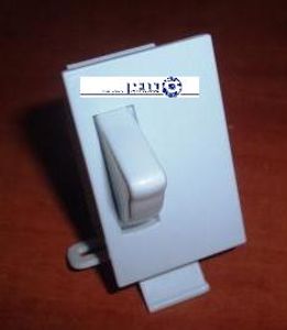 לחצן תאורה תא מזון מקרר דייהו רחב 4 מגעים