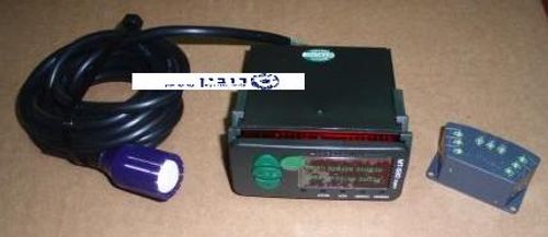 בקר טמפ' ולחות 70 +10- 115/220V עם רגש FULLGAUGE