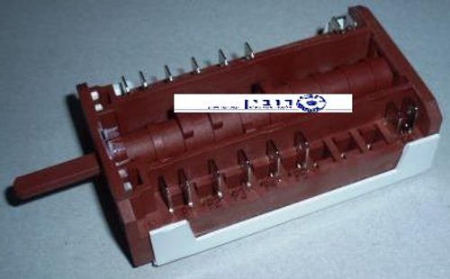 בורר תנור זנוסי 8X8 מגעים FOB361W