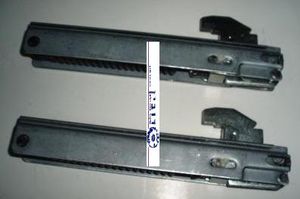 זוג צירים דלת תנור ווירפול/פיליפס 33/41