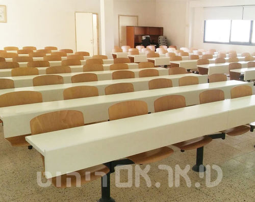כסא רחף סקנדינבי