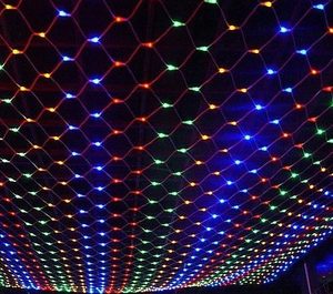 רשת תאורת לד צבעונית RGB סקל פרו לד