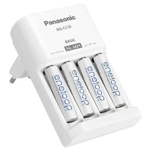 מטען Panasonic ו-4 סוללות נטענות Eneloop AAA 750mAh