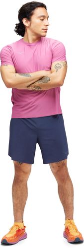 1151071 HOKA M AIROLITE RUN SHORT SLEEVE-חולצת גבר