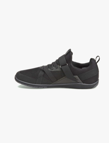 Xero Forza Trainer - נעלי ספורט עם שרוכים ורצועת סקוטש מתכווננת לגברים בצבע שחור