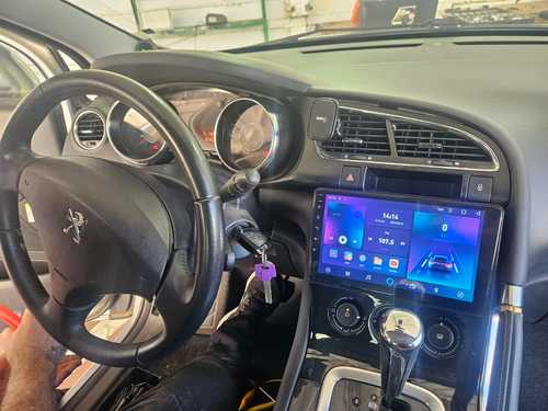 מערכת מולטימדיה לפיג'ו 3008 2013 genesis standart
