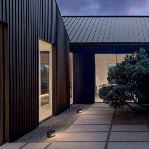 Dots outdoor