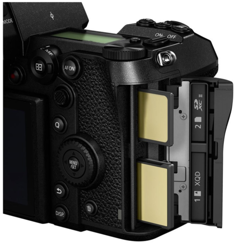 מצלמה חסרת מראה פנסוניק Panasonic Dc-S1 + 24-105 - קיט