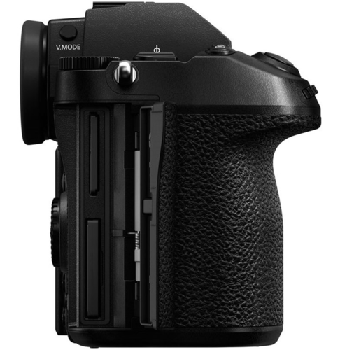 מצלמה חסרת מראה פנסוניק Panasonic Dc-S1 + 24-105 - קיט