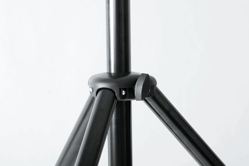  סטנד לרמקול Konig and Meyer 21435-009-55 