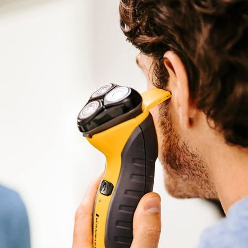 מכונת גילוח רוטורית Remington Virtually Indestructible PR1855